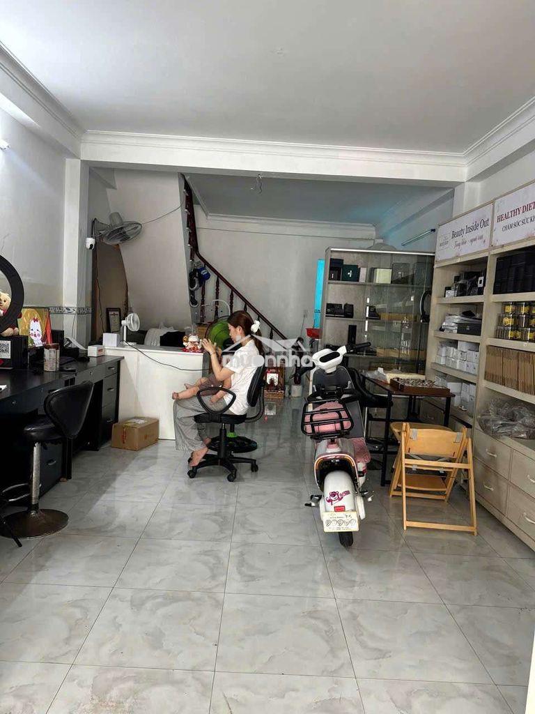 Nhà 1 trệt 1 lầu 2pn 4x17m hẻm xe hơi đường lý phục man