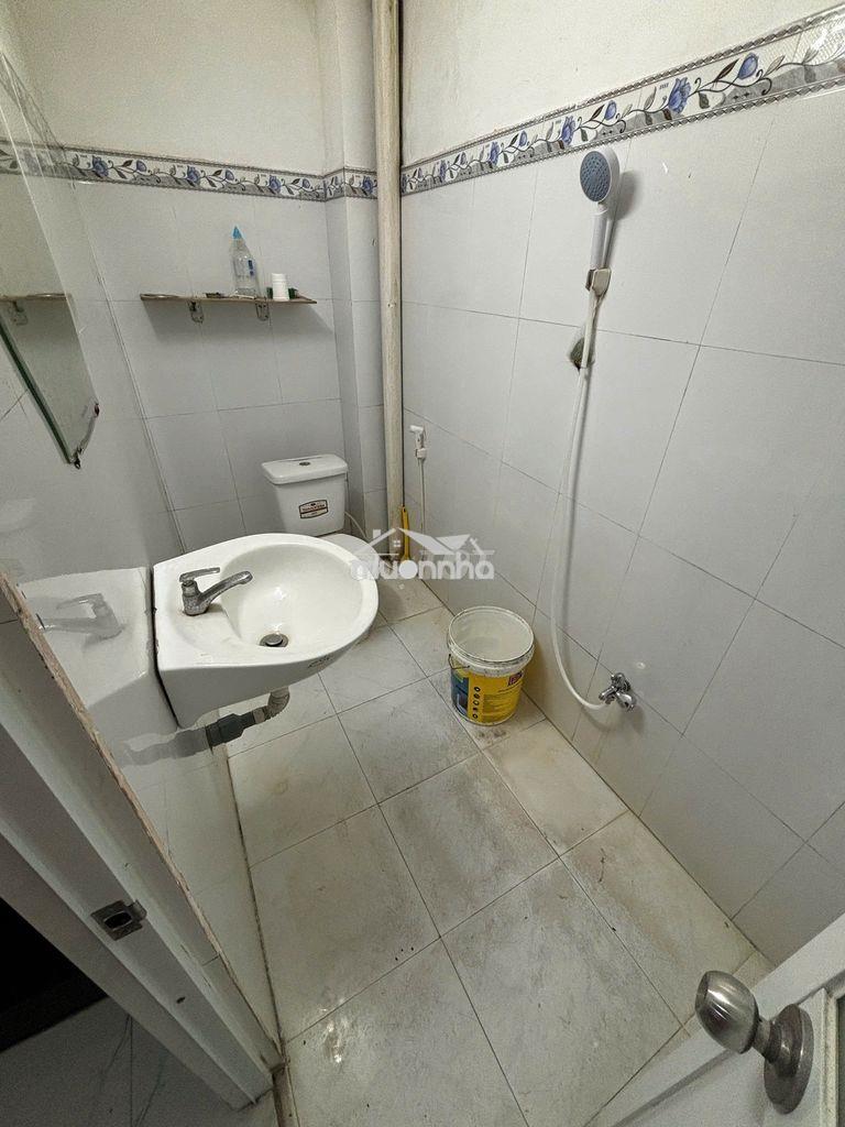 Cho thuê nhà nx bùi quang là 1 trệt 1 lửng 2pn 1wc hxh giá chỉ 7tr5 - Ảnh 2
