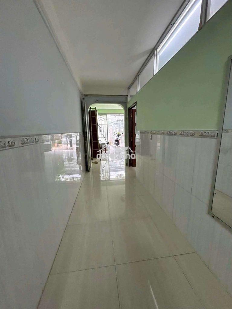 Cho thuê nhà rộng rãi hẻm 123 trần hưng đạo  - Ảnh 4