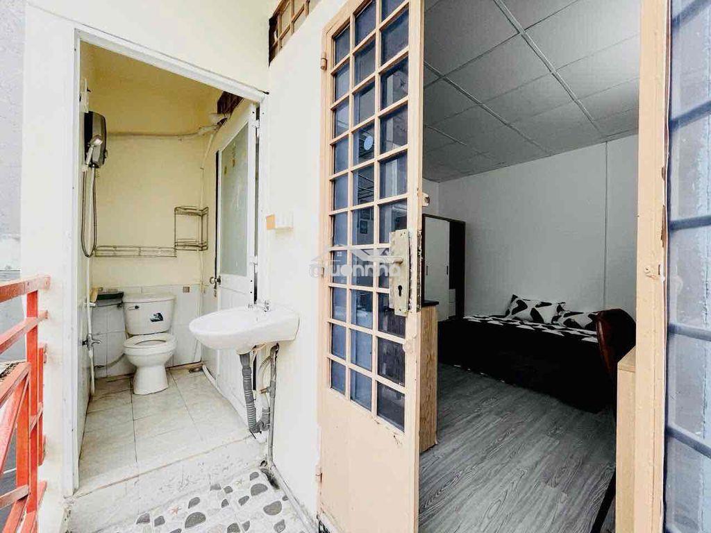 Chính chủ sang chdv 4 phòng full nội thất gần ngã tư phú nhuận - Ảnh 2