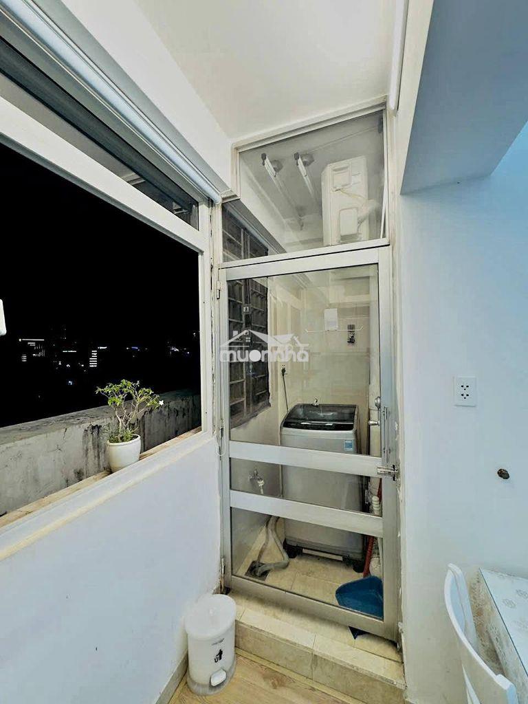 Cho thuê căn hộ studio ở h3 đường hoàng diệu quận 4 giá: 10.5tr/th - 4