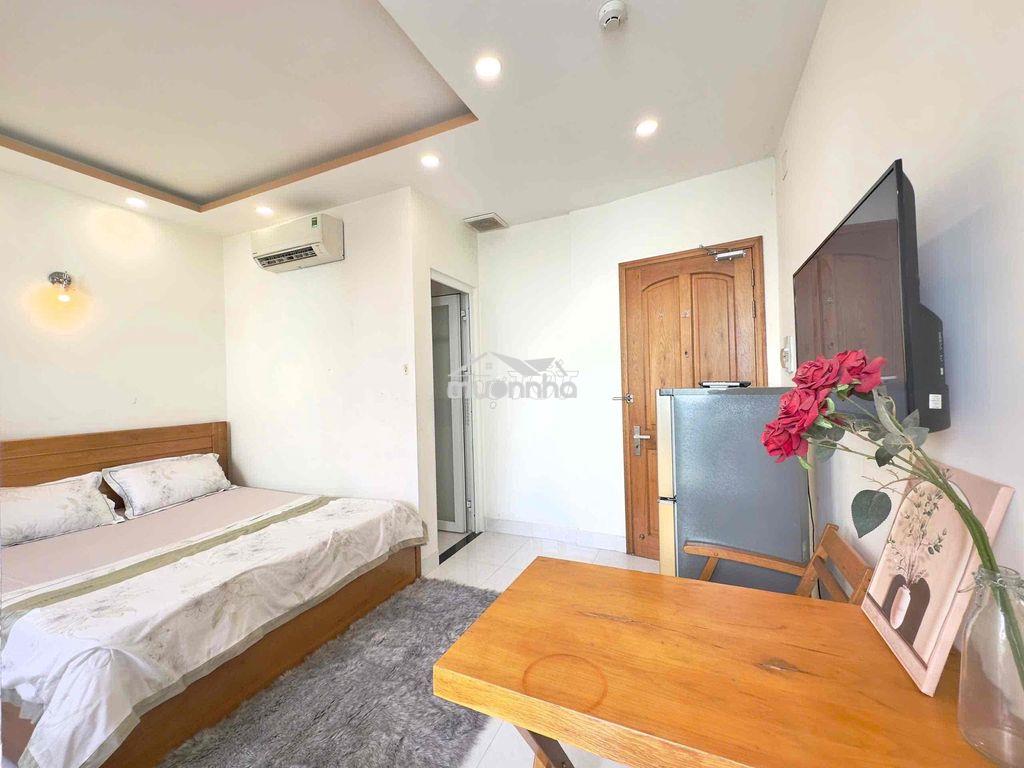 Căn hộ ban công full tiện nghi đ. lê văn sỹ q3 - hẻm ô tô, thang máy - 2