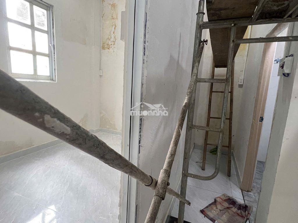 Chính chủ cho thuê nhà nguyên căn đang hoàn thiện  lý thái tổ quận 10 - 4