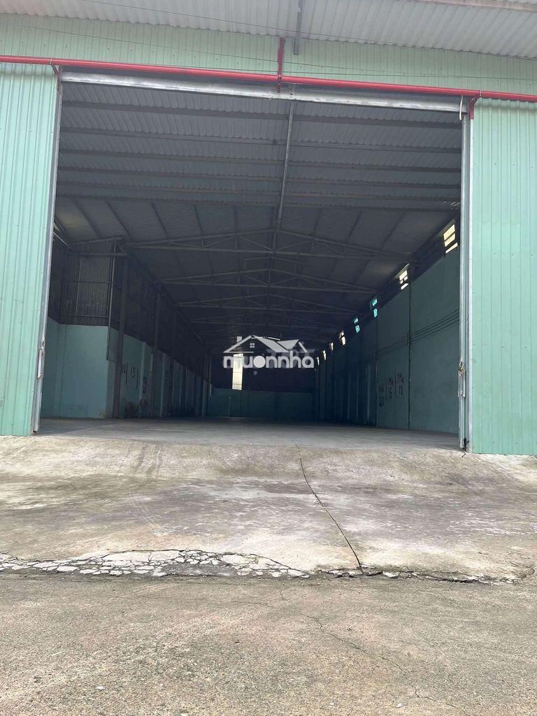 Cho thuê nhà xưởng 400m2 giá thuê 15 triệu/ tháng