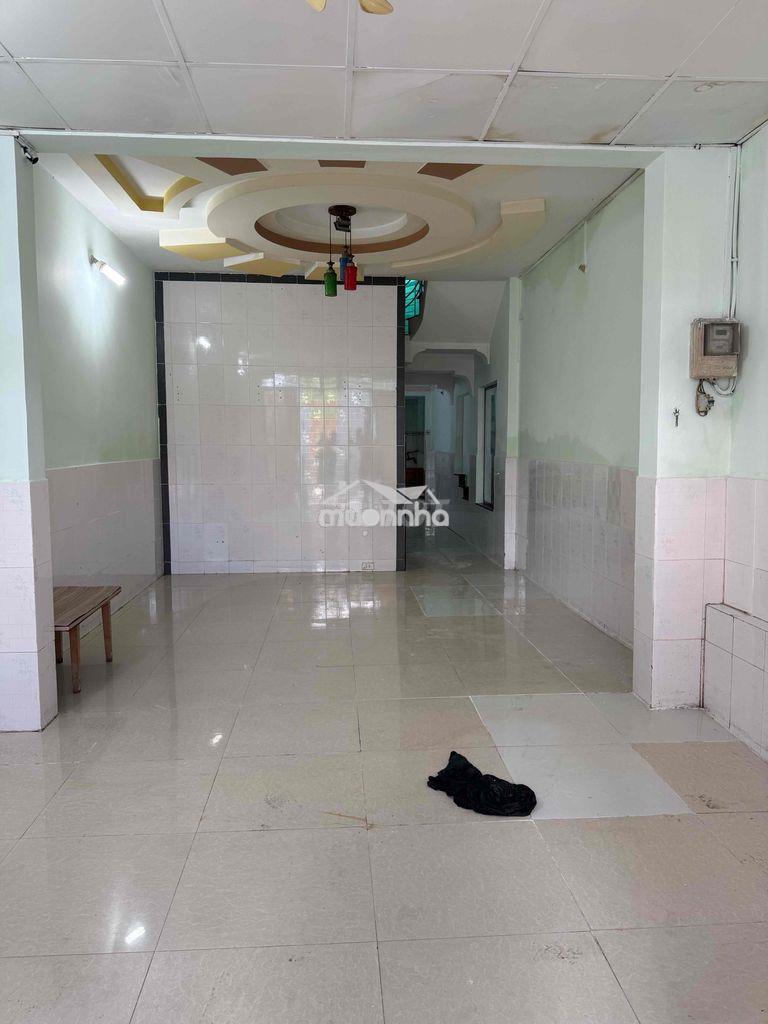 Cho thuê nhà nguyên căn tx 22 q12 dt 4*20 2p ngủ giá 5tr5