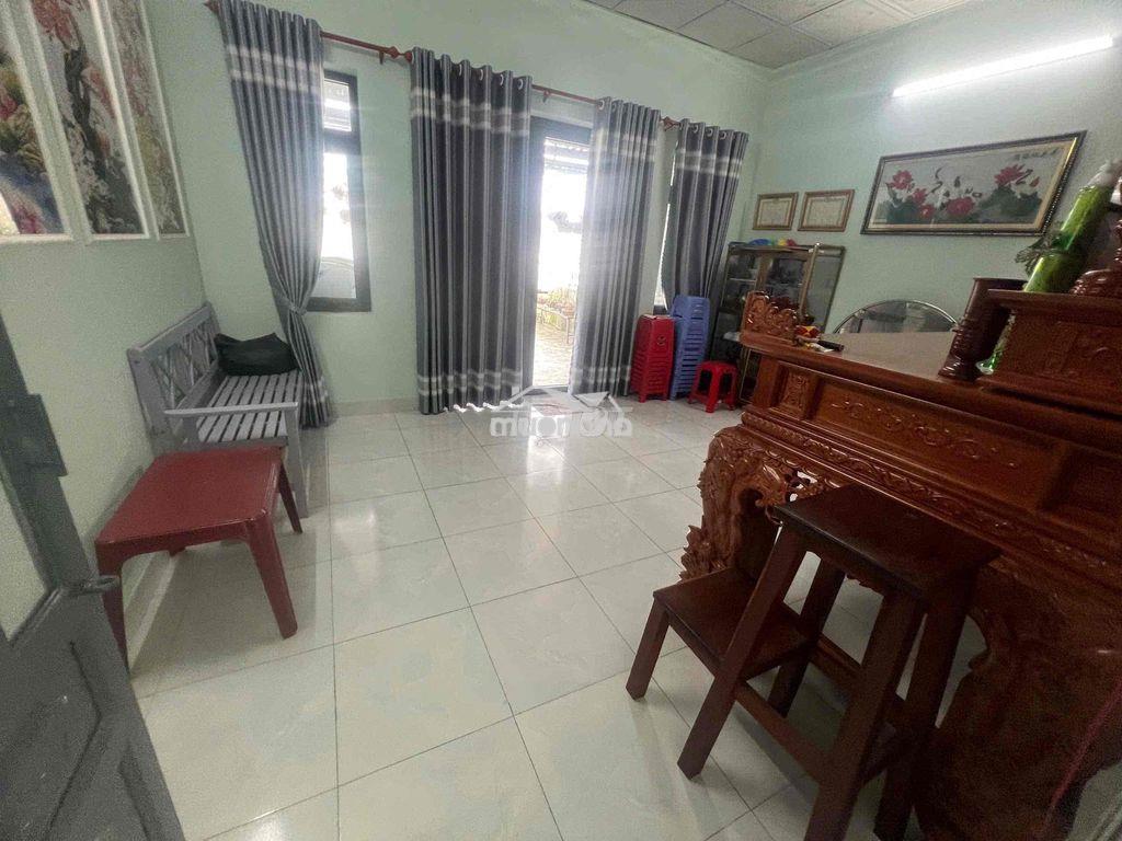 Cần bán căn nhà nằm trục đuong d35 kdc vietsing dt 110,5m2 full thổ cư - Ảnh 2