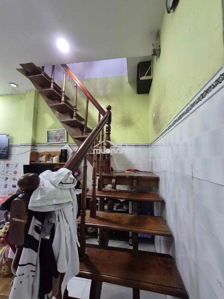 Nhà cấp 4 shr gác suốt - Ảnh 4