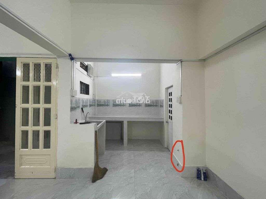 Nhà 1 trệt 1 lầu 6x8m 2 phòng 2 wc hẻm đường hoàng diệu - Ảnh 3