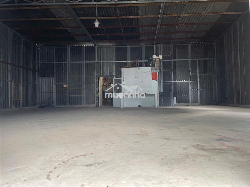 Cho thuê kho ngô chí quốc, 200m2, giá 12tr/ tháng