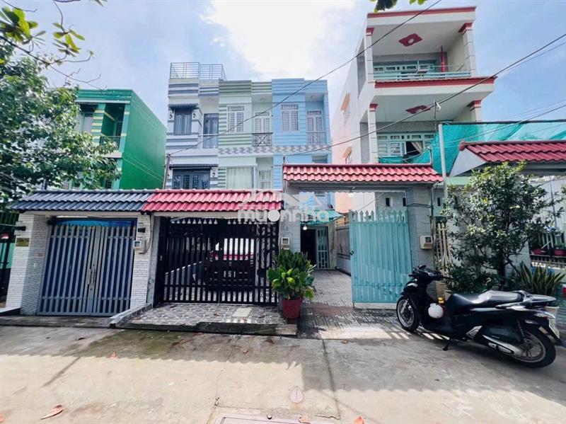 Nhà nguyên căn hẻm xe hơi 7 triệu 4 pn 3 tầng
