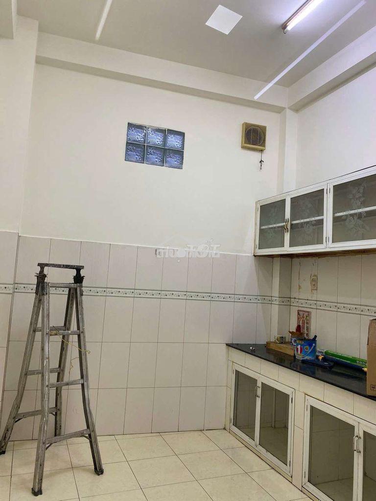 Nhà 4 tầng - trần xuân soạn - 4pn 2wc - 12tr/th - 3