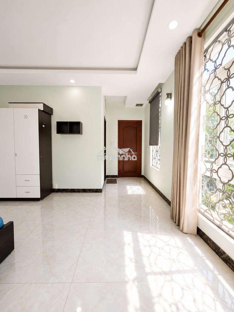 Phòng kế bên trường đh văn lang - Ảnh 4