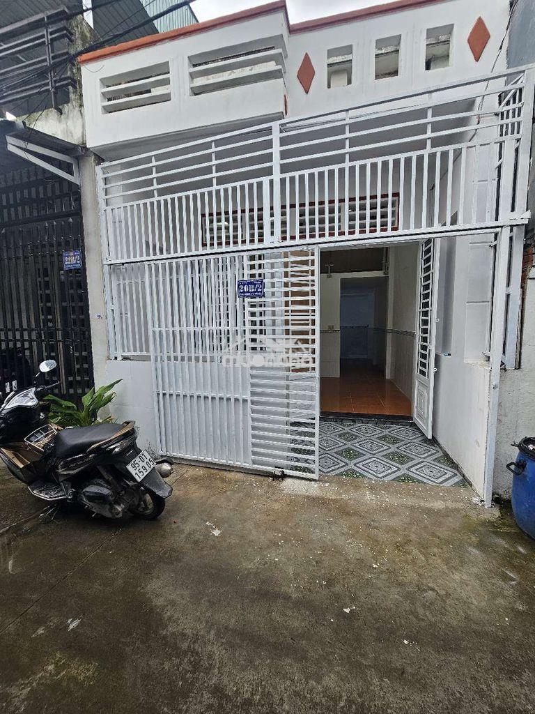 Nhà cấp 4 gác đúc ngay ngã tư miếu ông cù chỉ 870 triệu 45m2 - Ảnh 2