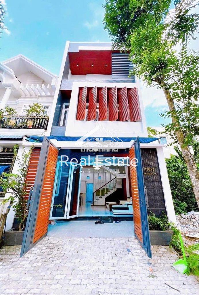Cho thuê nhà phổ quang tân bình - gần bv tâm anh 4.5x20m, 1 trệt 2 lầu