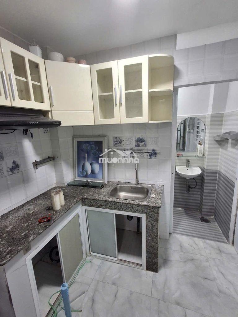 Bán nhà sạch đẹp hẻm 1 sẹc đường trần phú p9 q8 - 3
