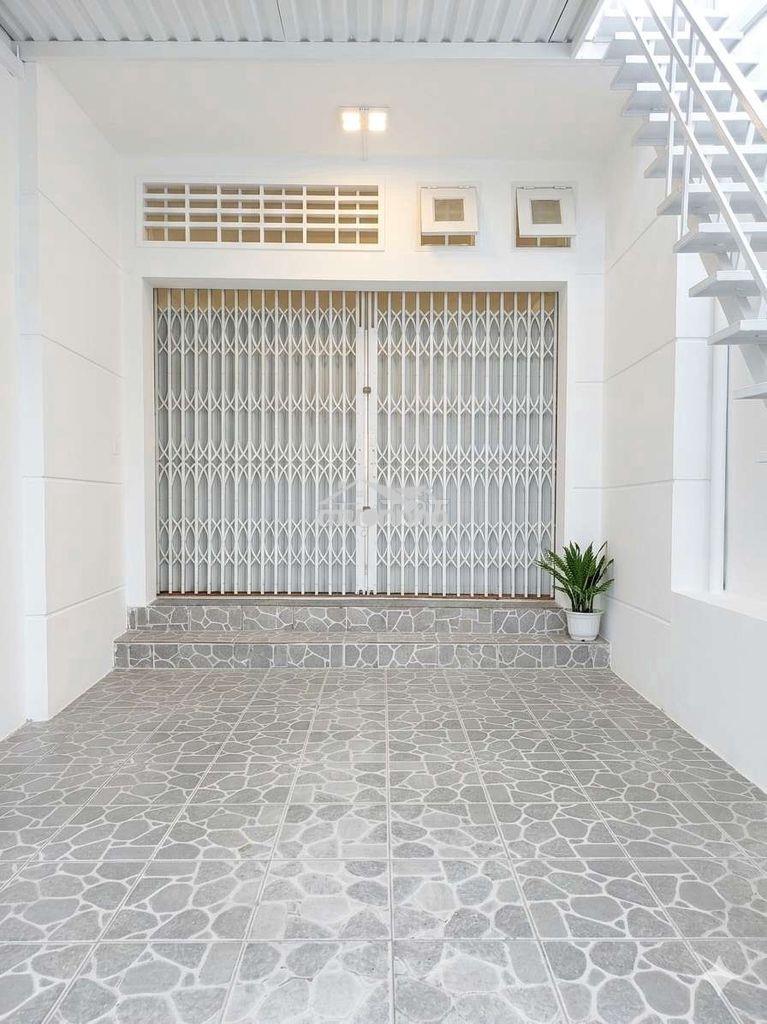 Nhà 2 tầng nguyên căn 150m2 giá rẻ - Ảnh 2
