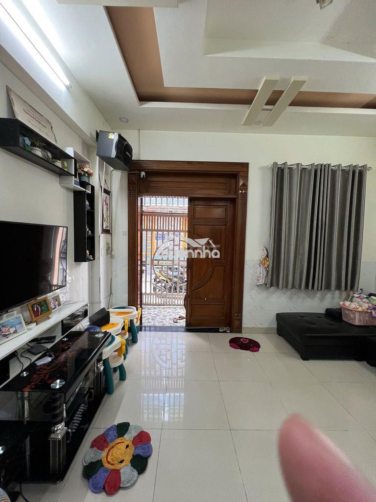 Cần ra gấp nhà tl47 hẻm xe hơi