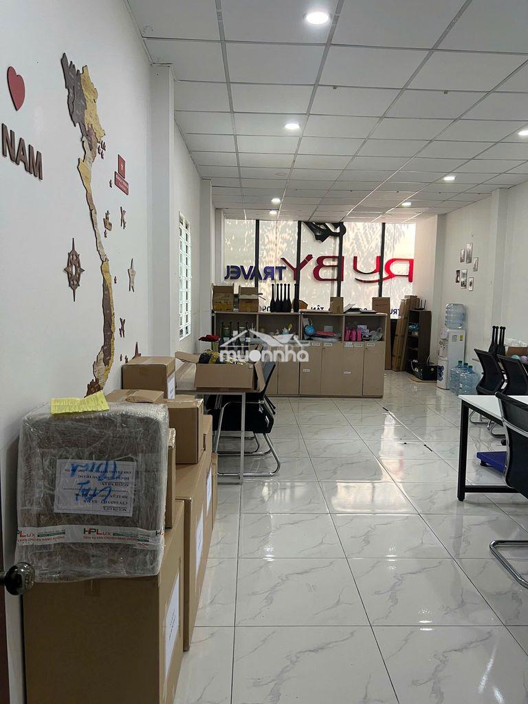 Văn phòng trường sơn full bàn ghế, giờ tự do 24/7 giá 9 triệu 45m2 - Ảnh 3