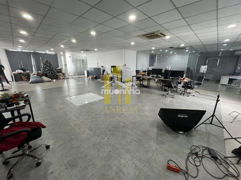 Cho thuê sàn văn phòng 260m2 khu vực trần não giá chỉ 50 triệu