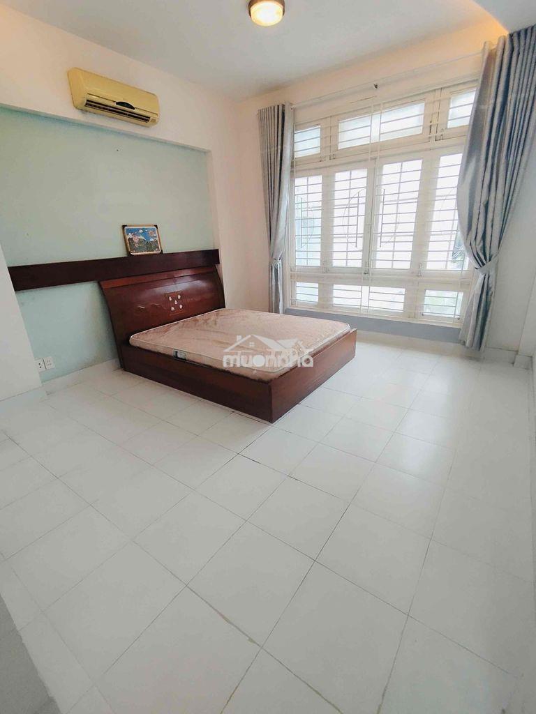 Phòng máy lạnh 40m2 bếp tách phòng ngủ. kdc bình hưng gần bến xe q8