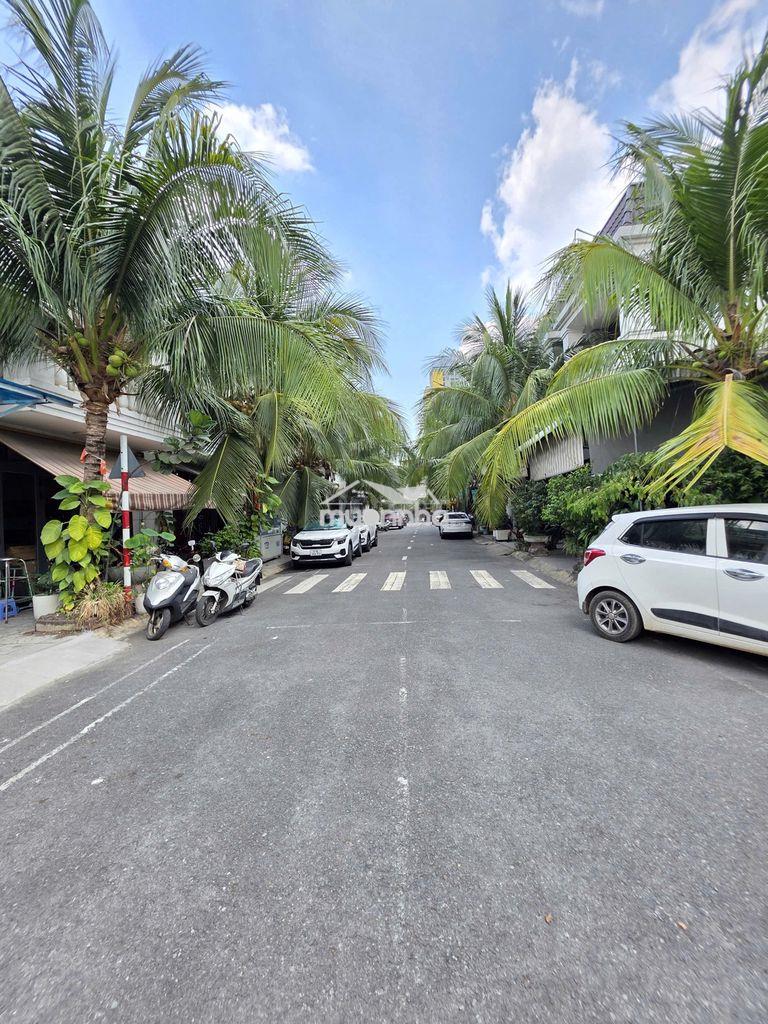 Nhà 88m làng đại học qg đông hoà - tp hcm. 88m hoàn công.
