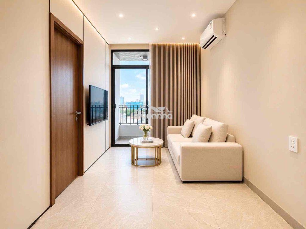 Căn hộ 1 phòng ngủ - 1 phòng khách - ngay trung tâm quận 1 - 4