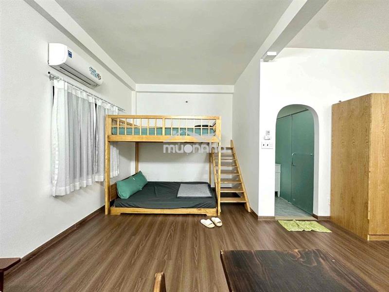Studio cửa sổ full nội thất - giường tầng ở 4ng 4xe thoải mái - quận 3