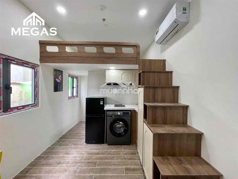 Phòng gác cửa sổ - máy giặt riêng - mới xây ngay công viên làng hoa