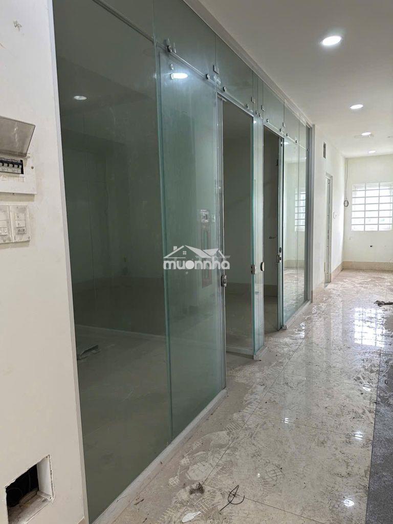 Cho thuê nhà xây mới nguyên căn mặt tiền đường 23