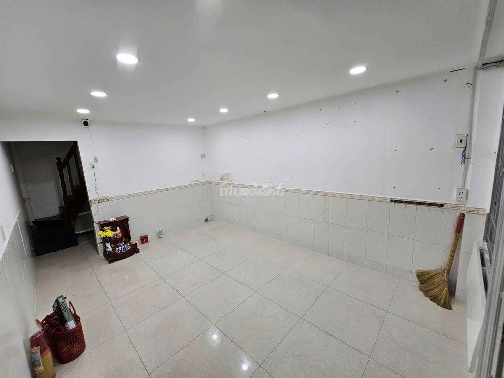 Cho thuê nhà gần mặt tiền chỉ 8tr - Ảnh 2