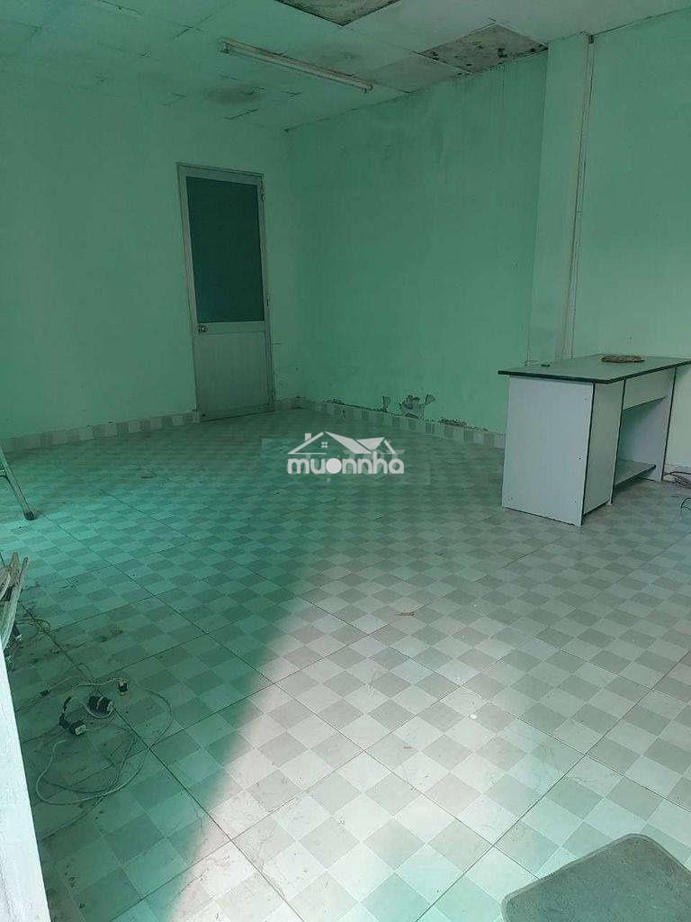 Cho thuê nhà 6x30m đường xe hơi 793 trần xuân soạn - Ảnh 3