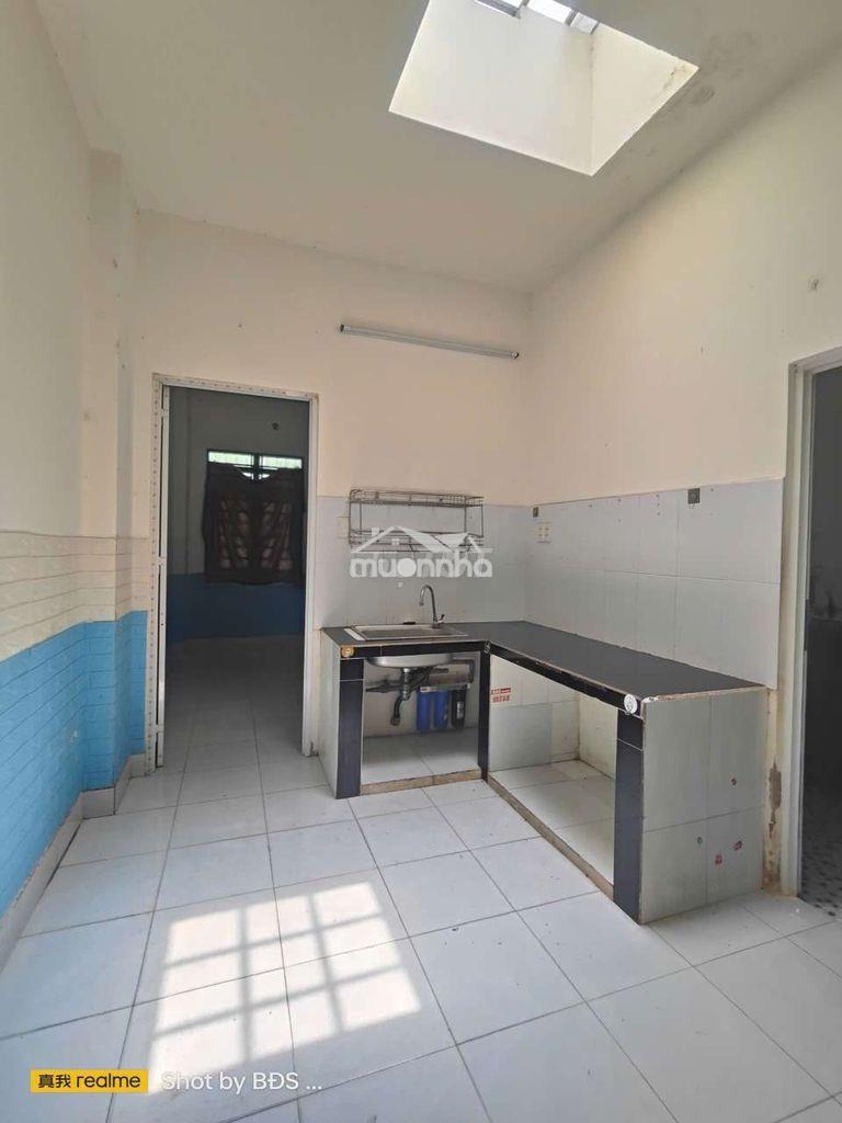 Cho thuê nhà rộng hẻm 606 ql13 7tr/tháng - Ảnh 3