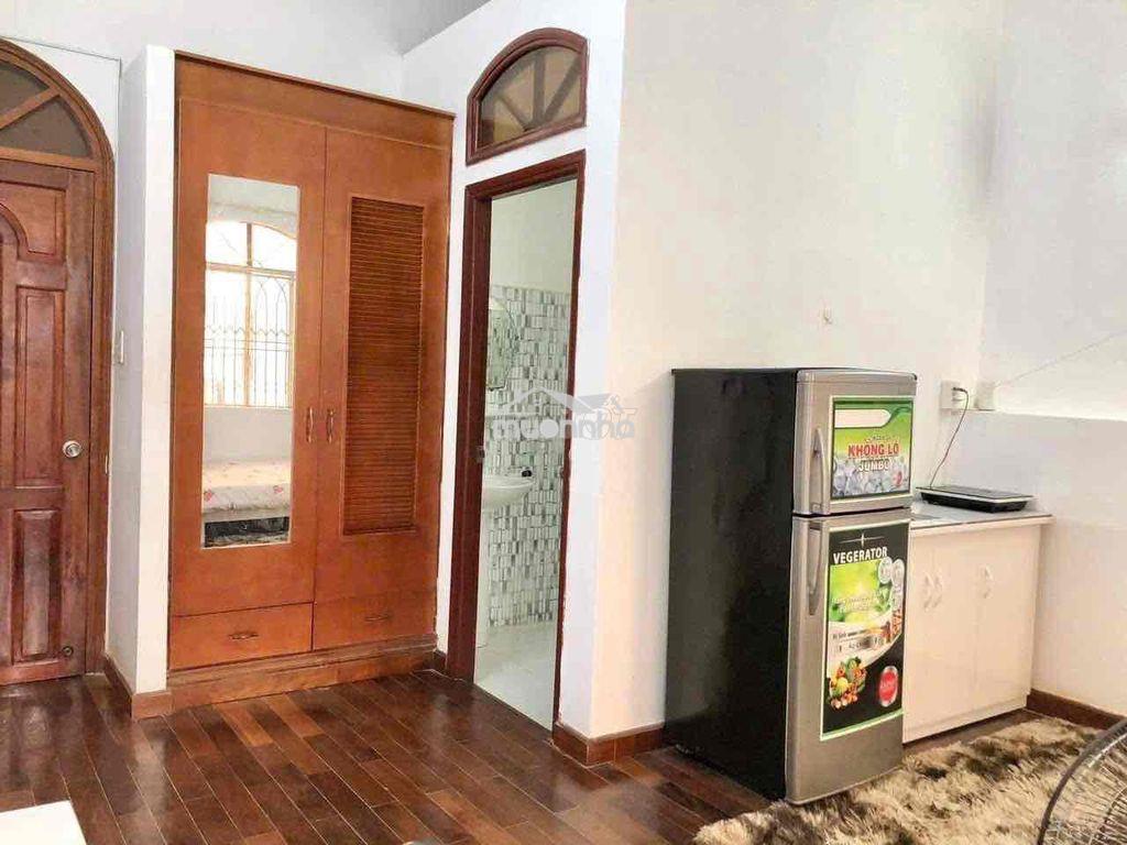 Cho thuê phòng có ban công đề thám q1 - Ảnh 2