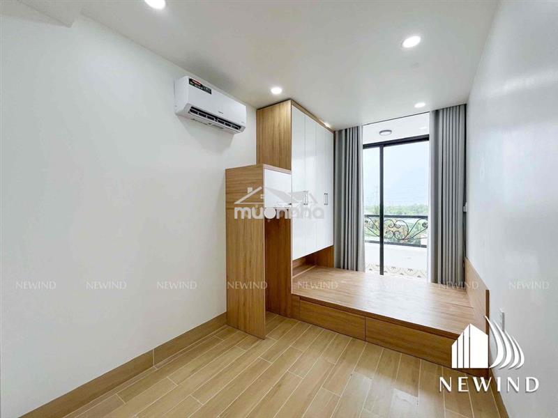 Studio bancon - cửa sổ mới xây giá hssv, gần đh rmit, tđtu,...