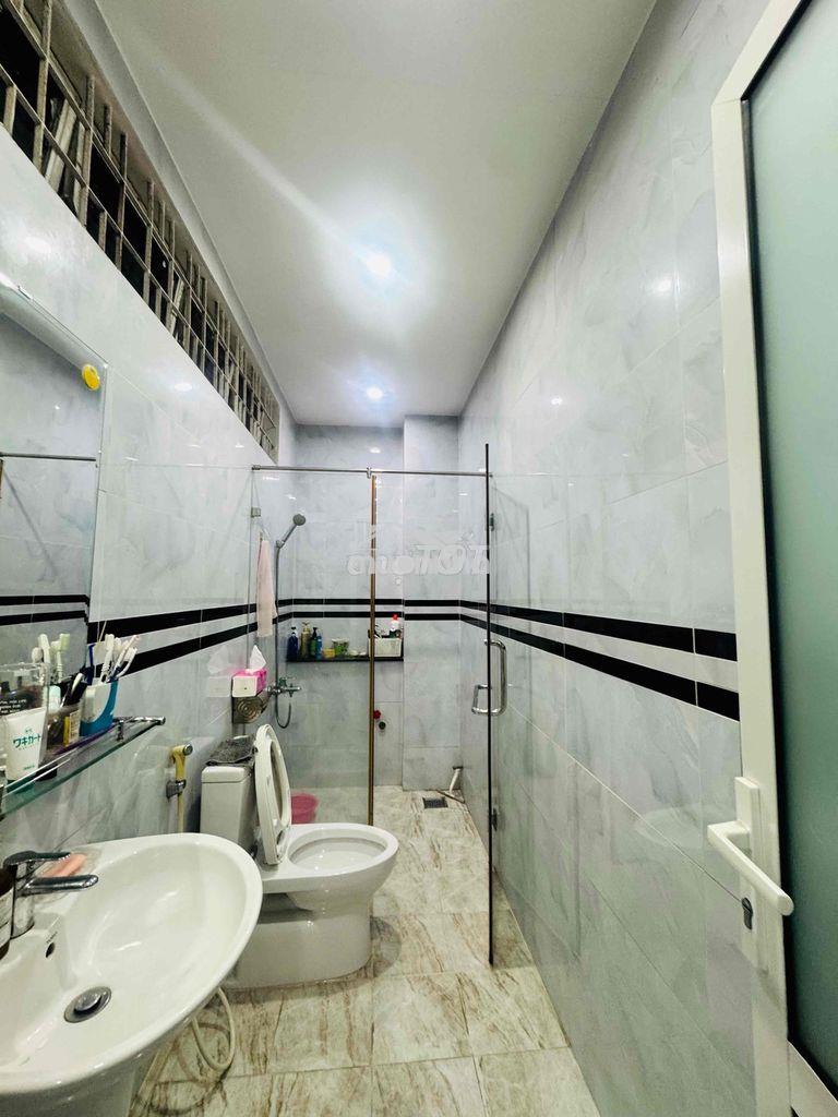 Nhà 80m2 hẻm xe hơi ngay chợ 339 chỉ 6.5 tỷ - Ảnh 3