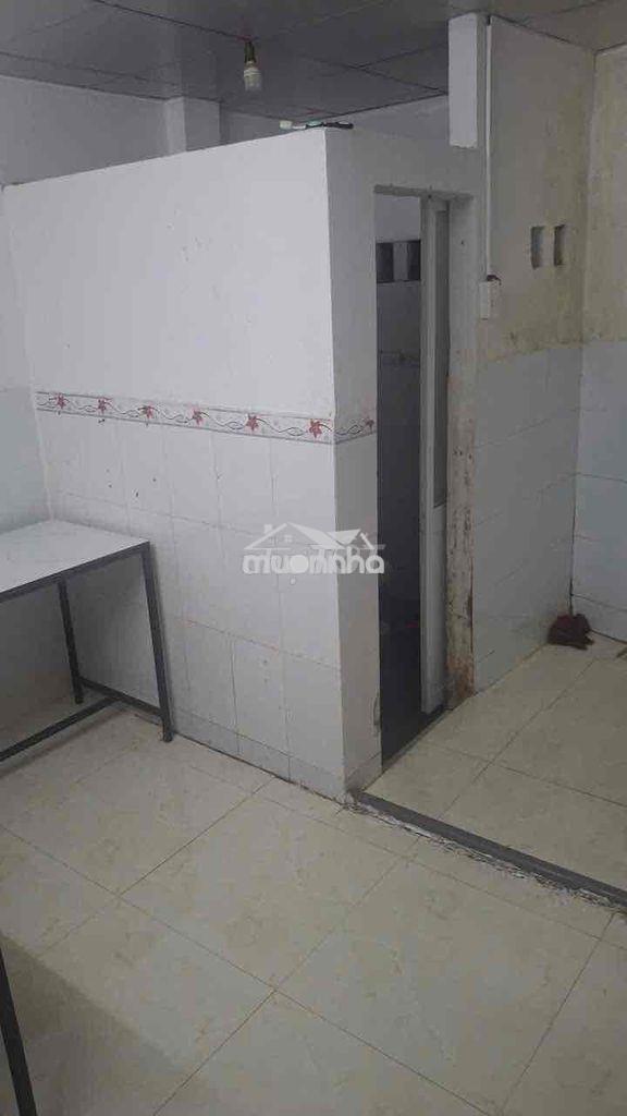 Cho thuê nhà hẻm xe hơi đường huỳnh tấn phát 7 tr - Ảnh 2