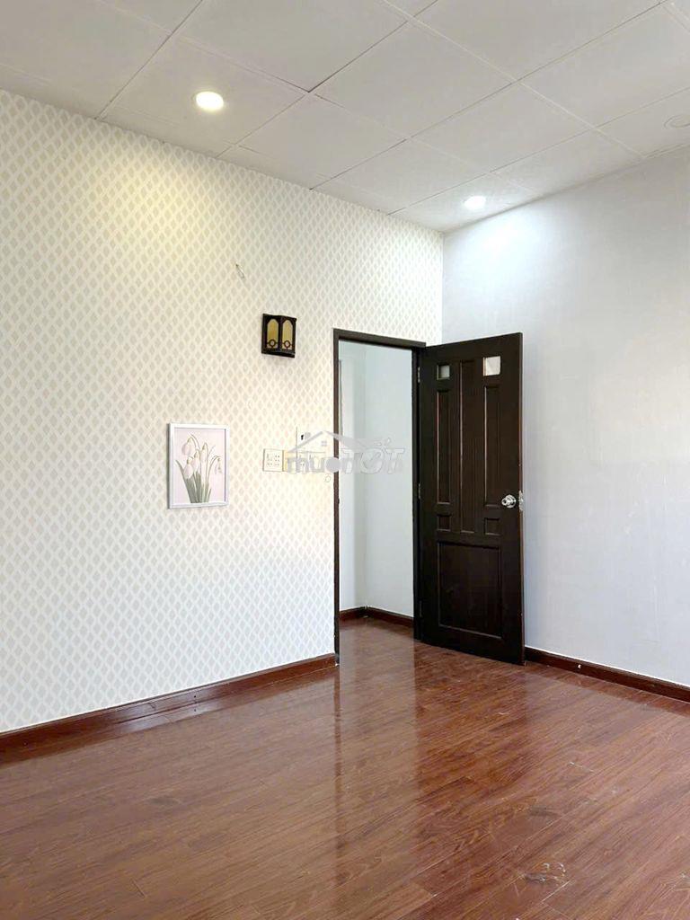 🔴 Nhà 2 lầu vài bước ra mặt tiền hưng phú p9q8 (p.chánh hưng) - Ảnh 2