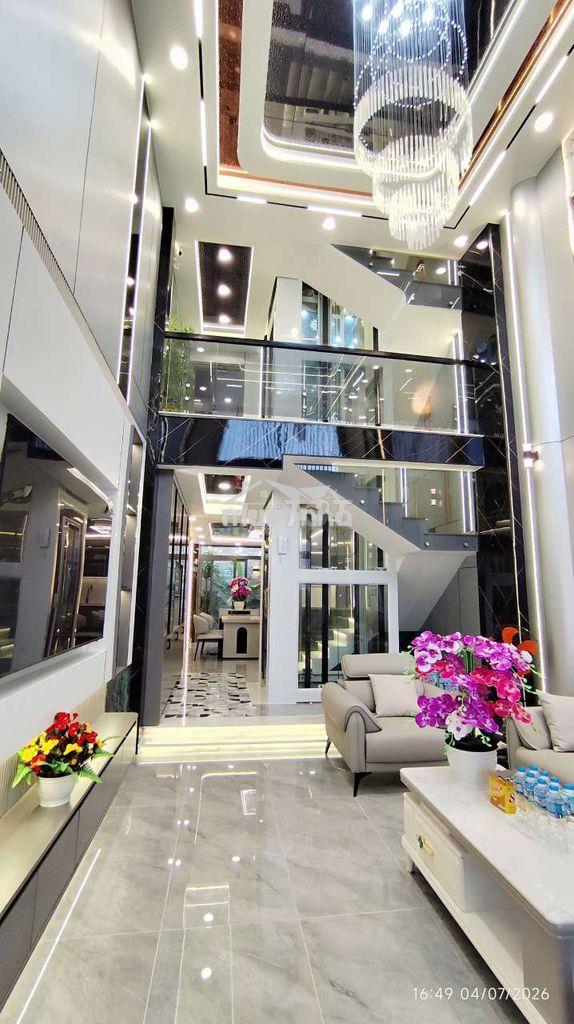 Giảm 1tỷ, nhà mặt tiền thang máy 4x26m d28 thạnh xuân, q12 - Ảnh 3