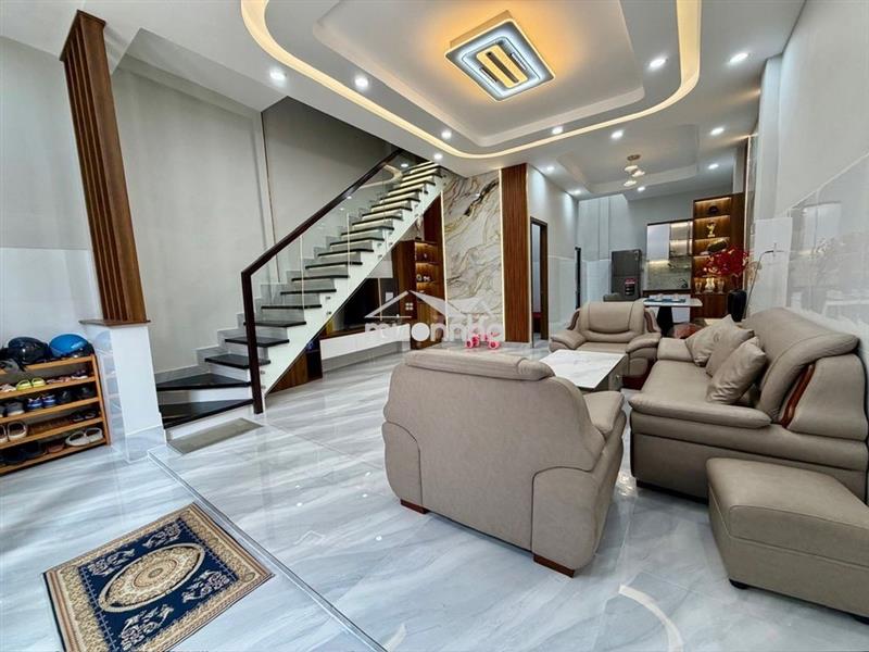 Full nội thất, ngang 5m, lũy bán bích, 1 trệt 1 lầu, 55m2