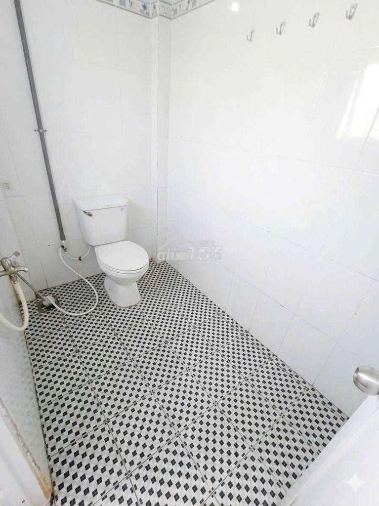 Nhà nguyên căn 100m2 giá rẻ - Ảnh 3