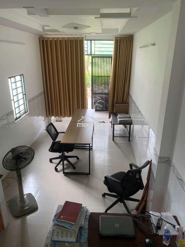 Cho thuê nhà hẻm xe hơi tỉnh lộ 10 qua quốc lộ