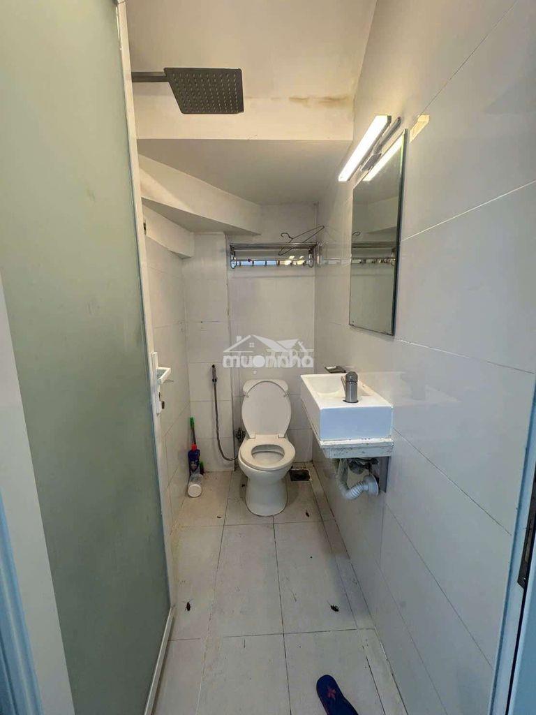 Bán nhà sổ riêng 2,6 tỷ, trệt lầu, hẻm xe hơi - Ảnh 4