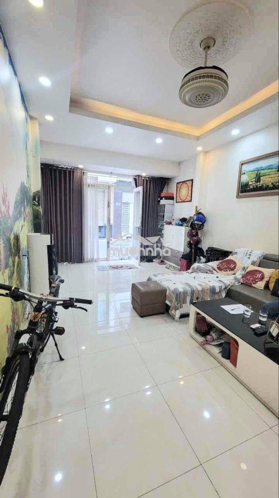 Nhà đẹp ở ngay - vip phạm văn bạch - tân bình- hẻm 7m- 4 x 14- 3 tầng