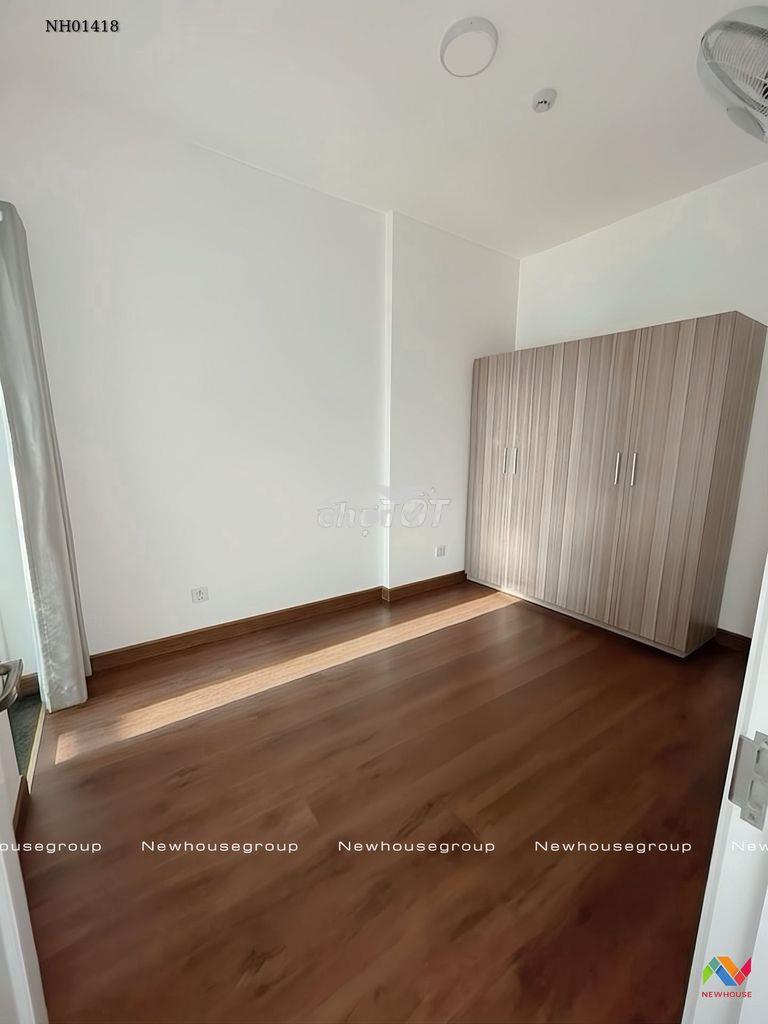 Saigon mia cho thuê nội thất cơ bản tầng cao view thoáng sạch sẽ - Ảnh 2