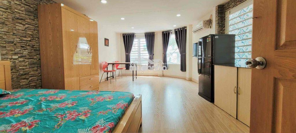 Căn hộ dịch vụ full nội thất sàn gỗ ngay cầu bông quận 1 - Ảnh 3