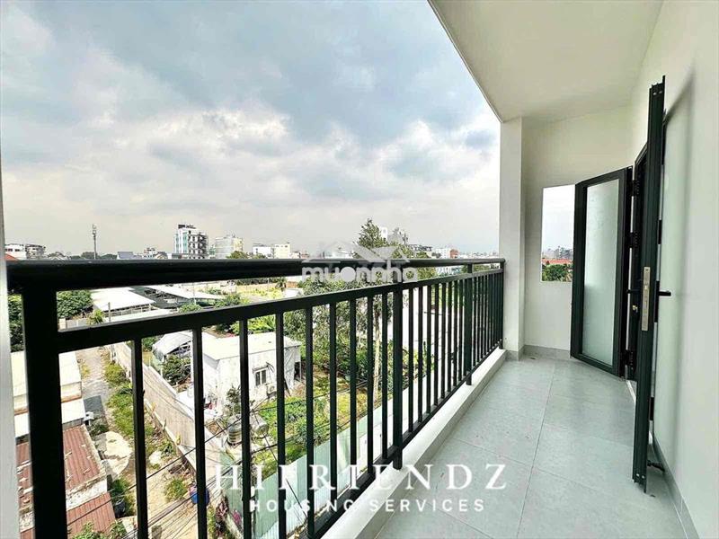 Cho thuê chdv studio bancol cực thoáng ngay đại học vlu iuh ntt