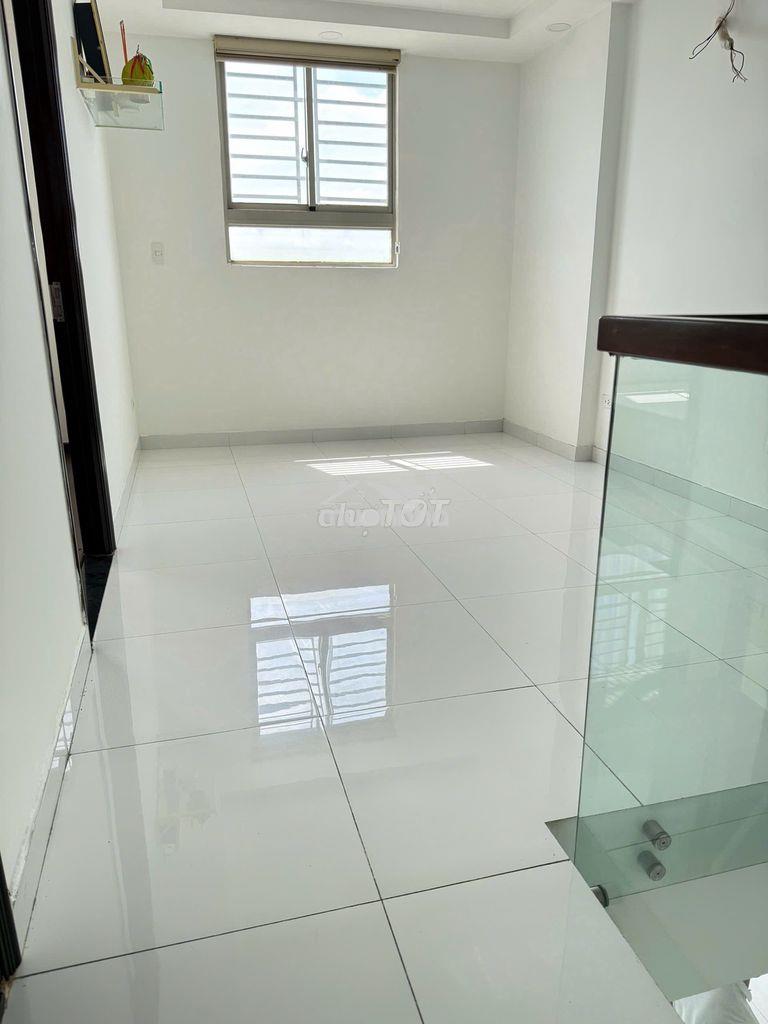 Cần bán gấp căn hộ duplex vision 117 m2 giá rẻ; nhà đẹp mê