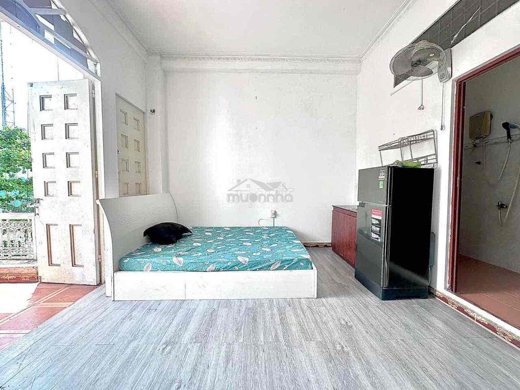 Studio ban công full nội thất gần đh ueh đh bách khoa đh sư phạm - Ảnh 3