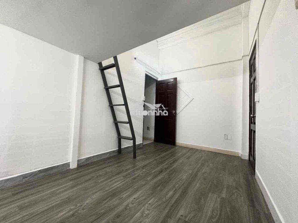 Duplex gác cao cửa sổ lớn bạch đằng nằm phía sau đại học uef - Ảnh 4