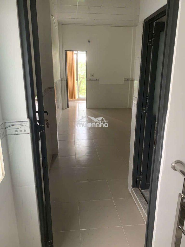 Cho thuê nhà hẻm xe hơi tỉnh lộ 10 qua quốc lộ - Ảnh 2